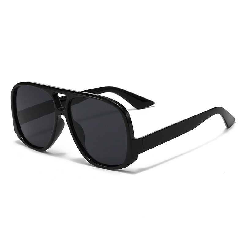 Dame trendy oversized solbriller i moderne skilpaddemønster Skanto
