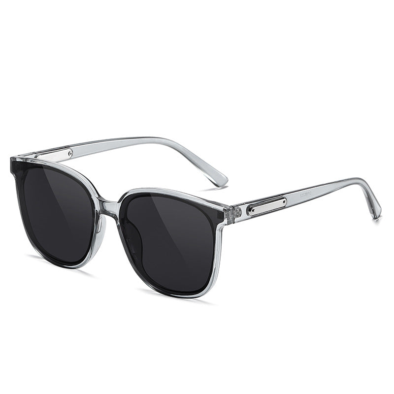 Dame oversized solbriller med moderne kvadratisk ramme Skanto