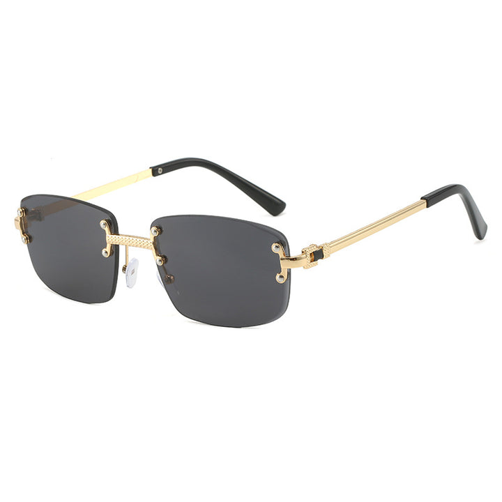 Dame moteriktig solbrille i innovativ design Skanto