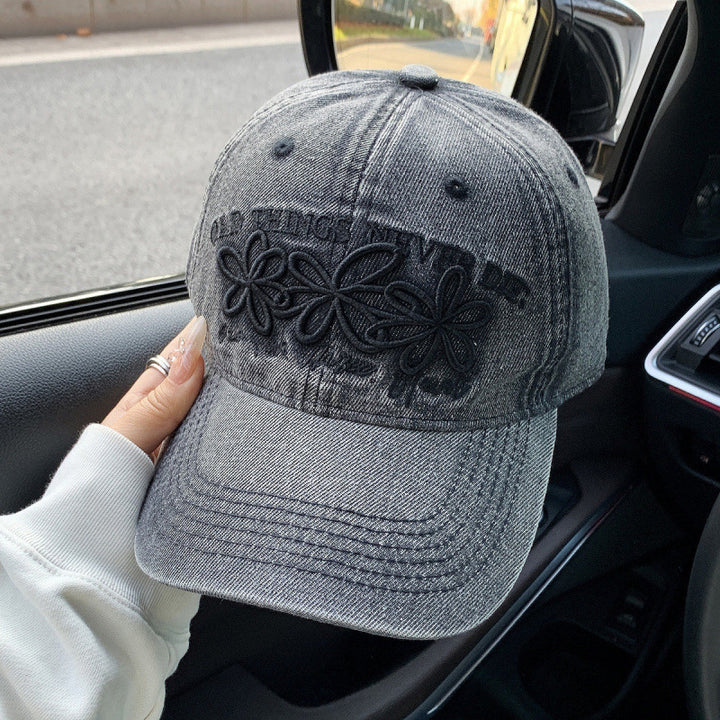 Kvinnens broderte denim caps Skanto