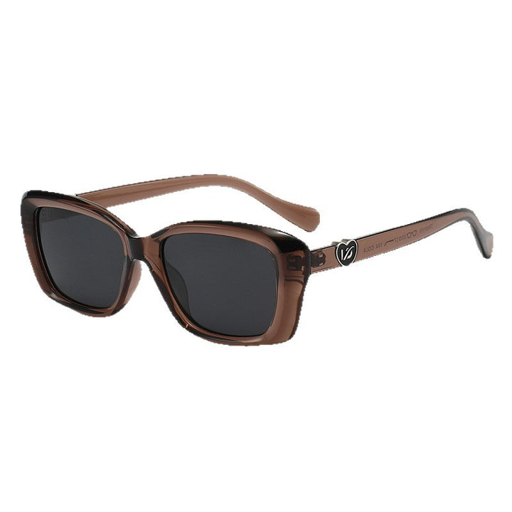 Kvinnenes modne solbriller i elegant oversized design Skanto