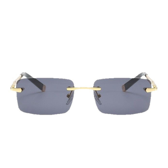 Damer stilige solbriller med elegant metallramme og polarisert glass Skanto