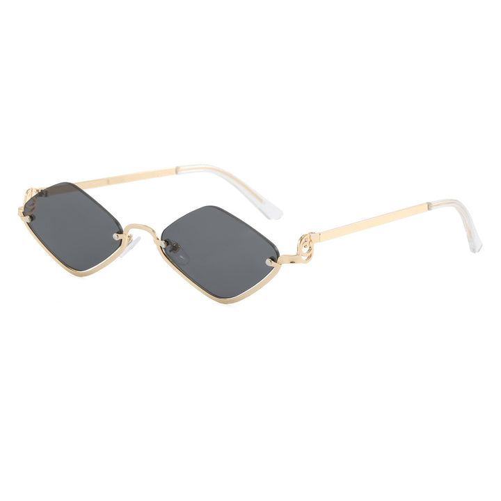 Dame mote kvadratisk solbrille med luksuriøs metallramme Skanto