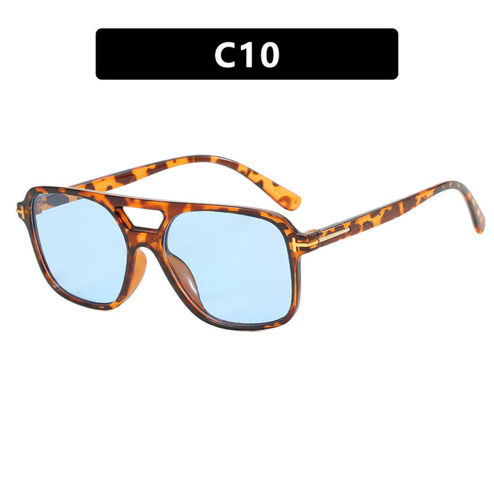 Damer trendy kvadratisk solbrille med detaljert ramme Skanto