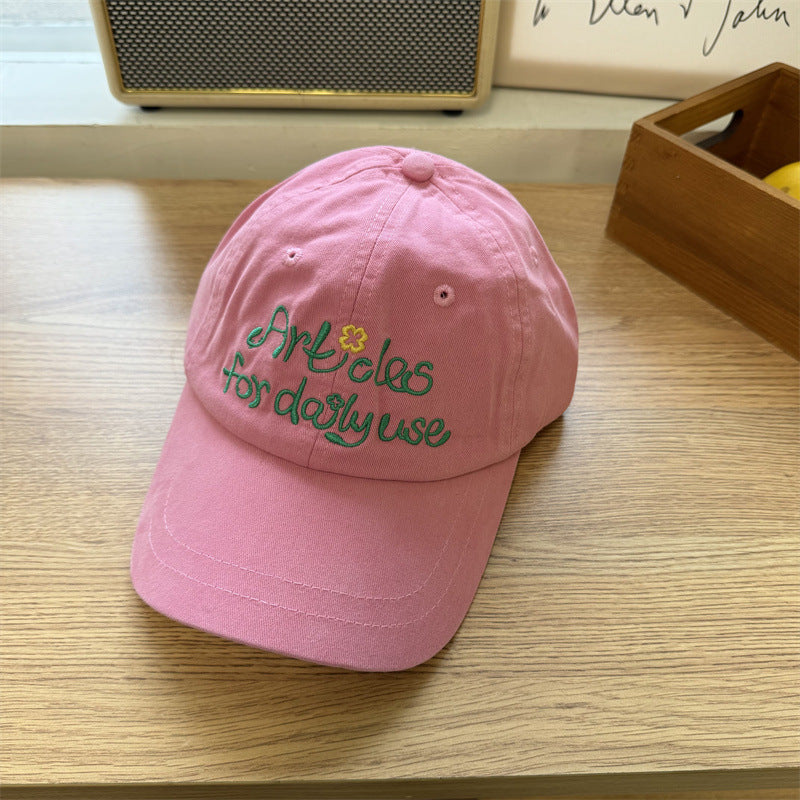Kvinners broderte hverdagscap Skanto