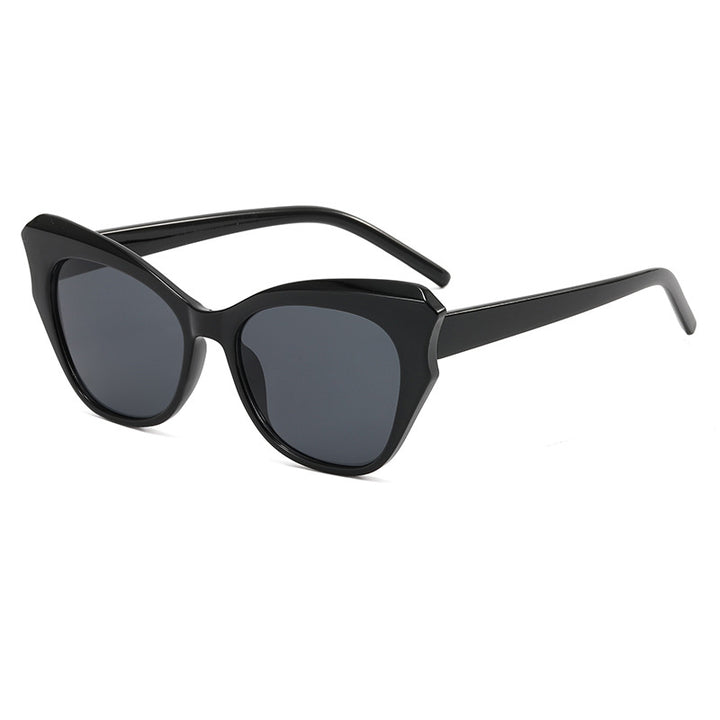 Dame Cat-Eye Solbrille med stilfullt design Skanto