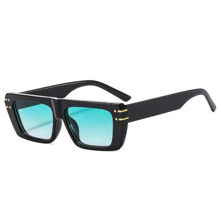 Dame moteriktig kvadratisk solbrille med glitrende akenter Skanto