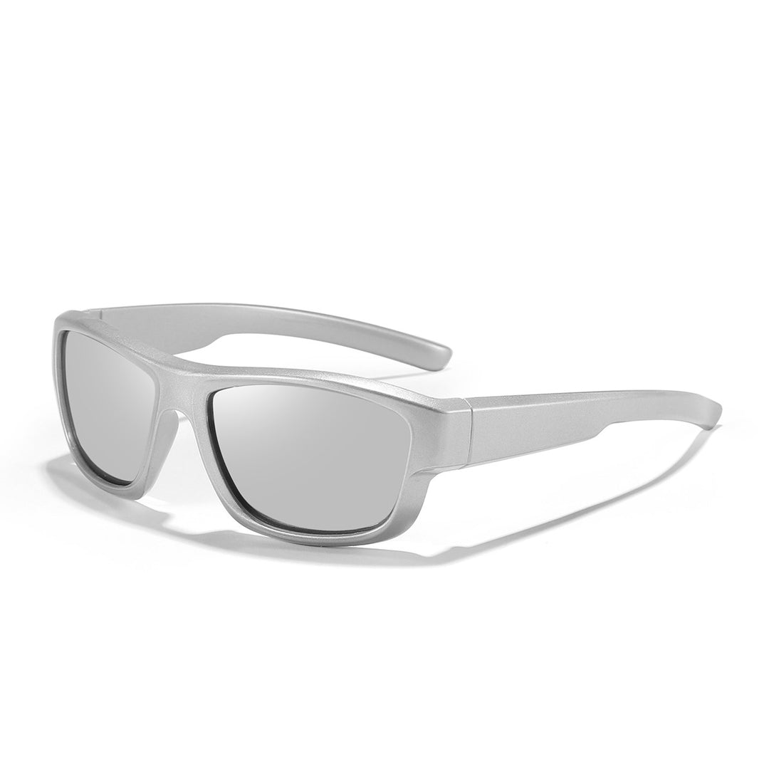 Dame Sporty solbrille med robust ramme og polariserte linser Skanto