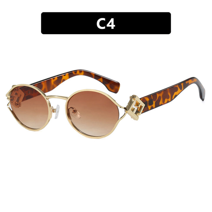 Dame moter solbrille med elegant metallramme og UV-beskyttelse Skanto