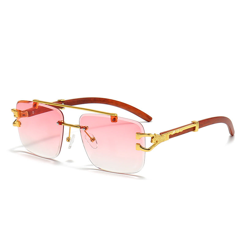 Dame moteriktig brille med stilfull treramme Skanto