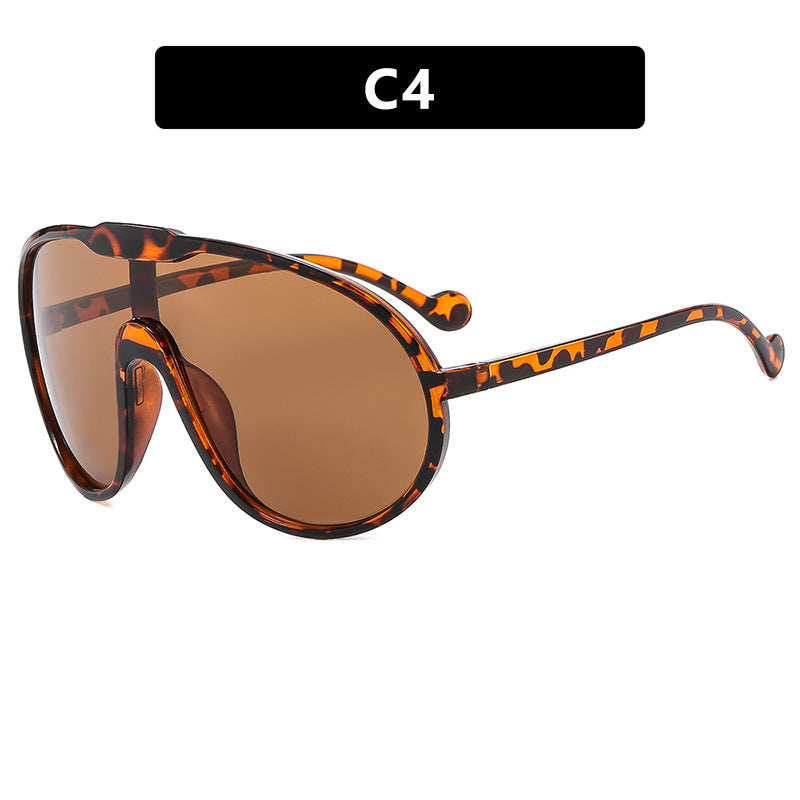 Dame futuristisk gjennomsiktig solbrille med elegant form Skanto