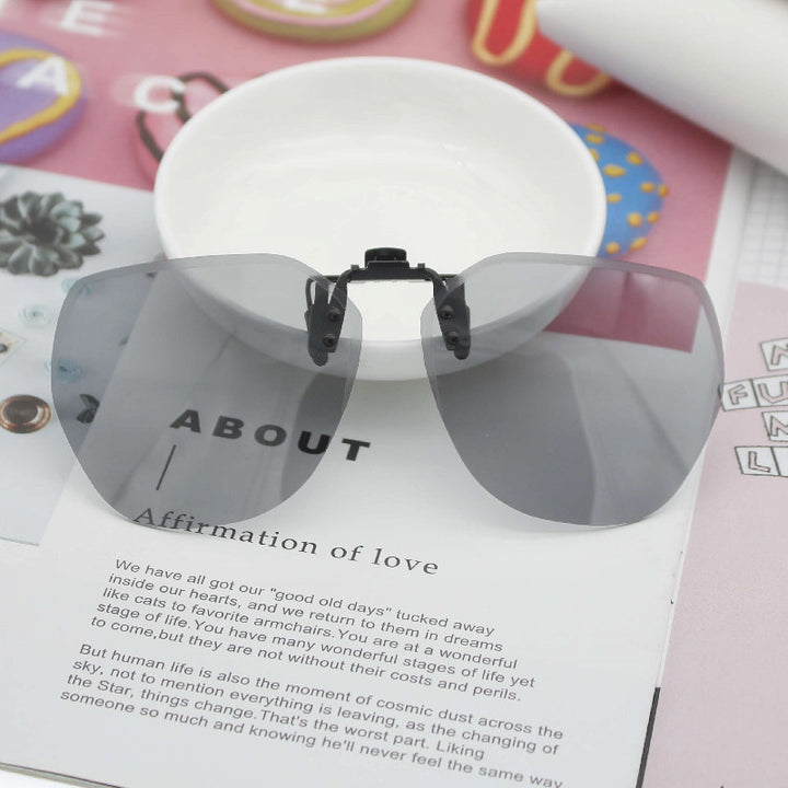 Dame moterik Oversized-solbrille med kvadratisk design Skanto