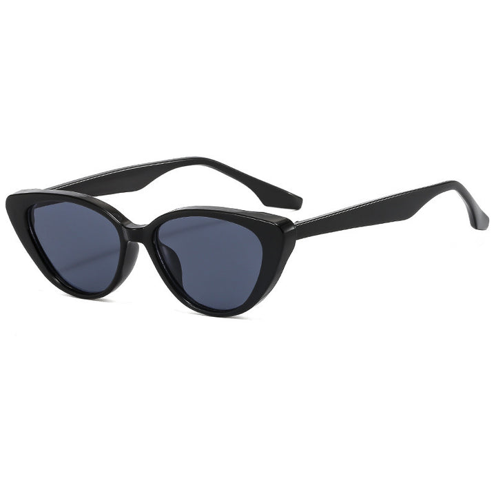 Dame Cat-Eye solbriller med moderne ekstrem ramme Skanto
