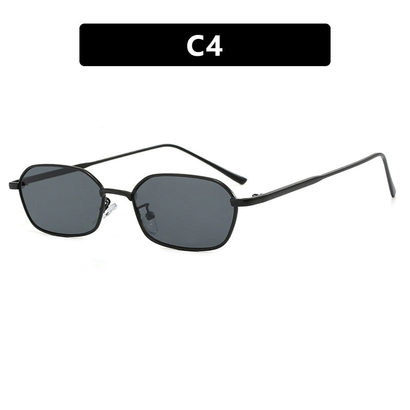 Dame geometrisk solbrille i minimalistisk design Skanto