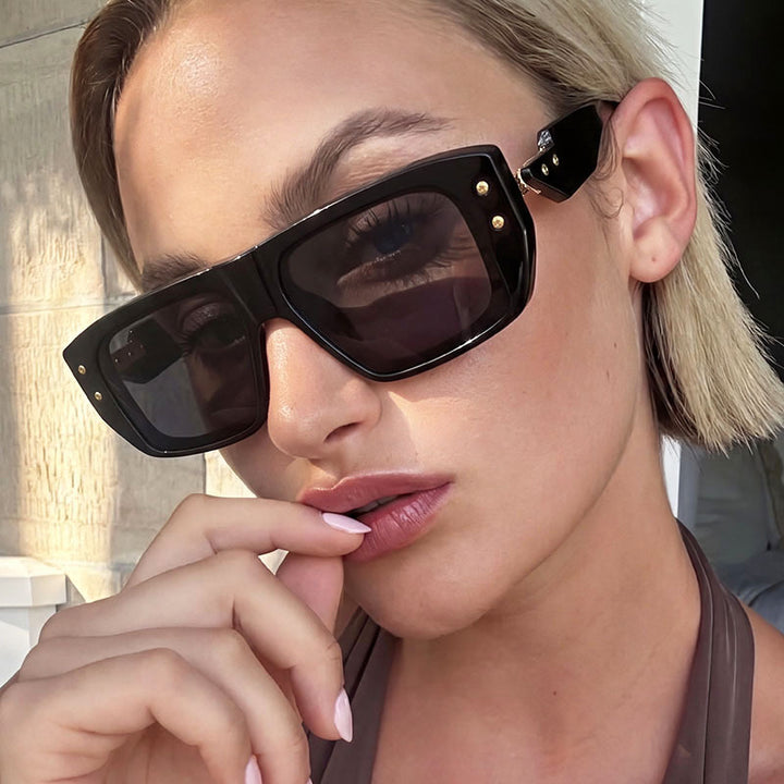 Damer moterik kvadratisk brille med flerfarget gjennomsiktig ramme Skanto