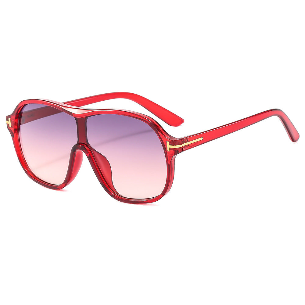 Dame moteriktig oversized solbrille med innovativt design Skanto