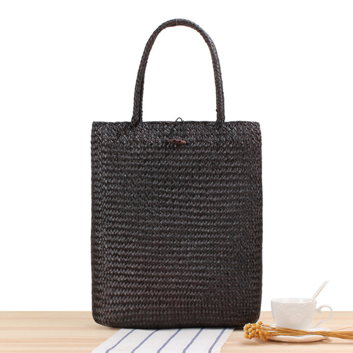 Spacious basket bag with sealed closure Skanto