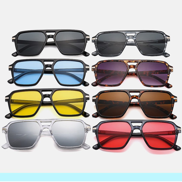 Dame Premium solbrille med moderne kvadratisk form Skanto