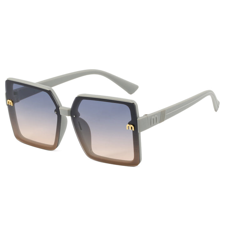 Dame moteriktig kvadratisk solbrille med speilende gradient Skanto