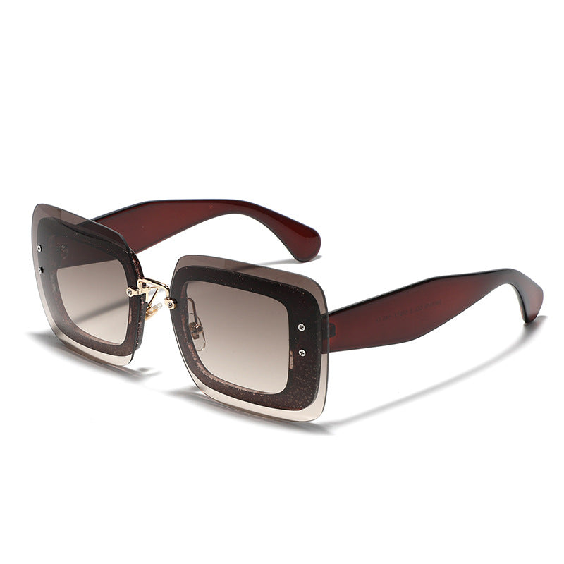 Dame kvadratisk solbrille med innovativ ramme Skanto
