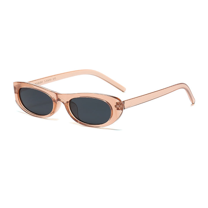 Dame moteriktig solbrille i elegant cat-eye stil Skanto
