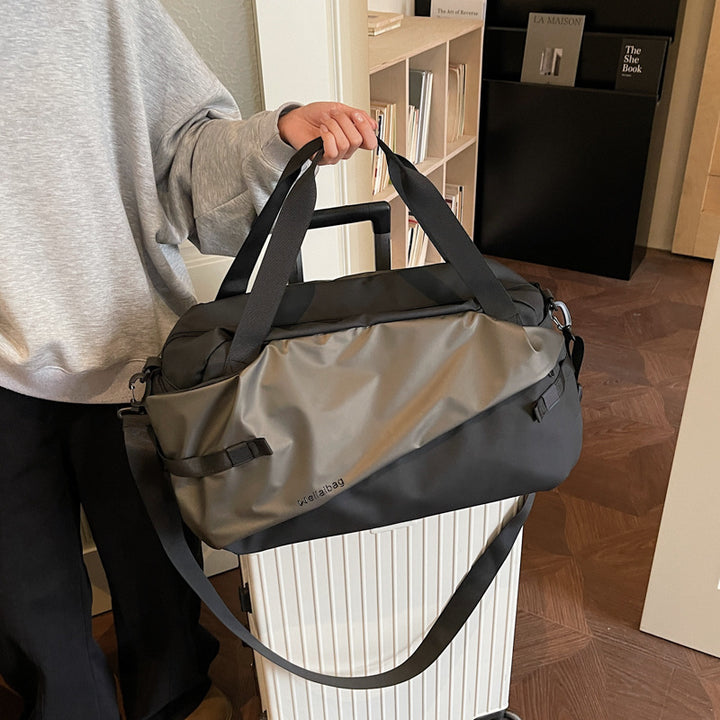 Multifunksjonell sportbag med vannavvisende design Skanto