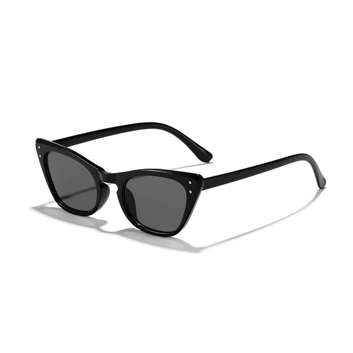 Dame Cat-Eye solbriller med speilende glass og stilfull ramme Skanto