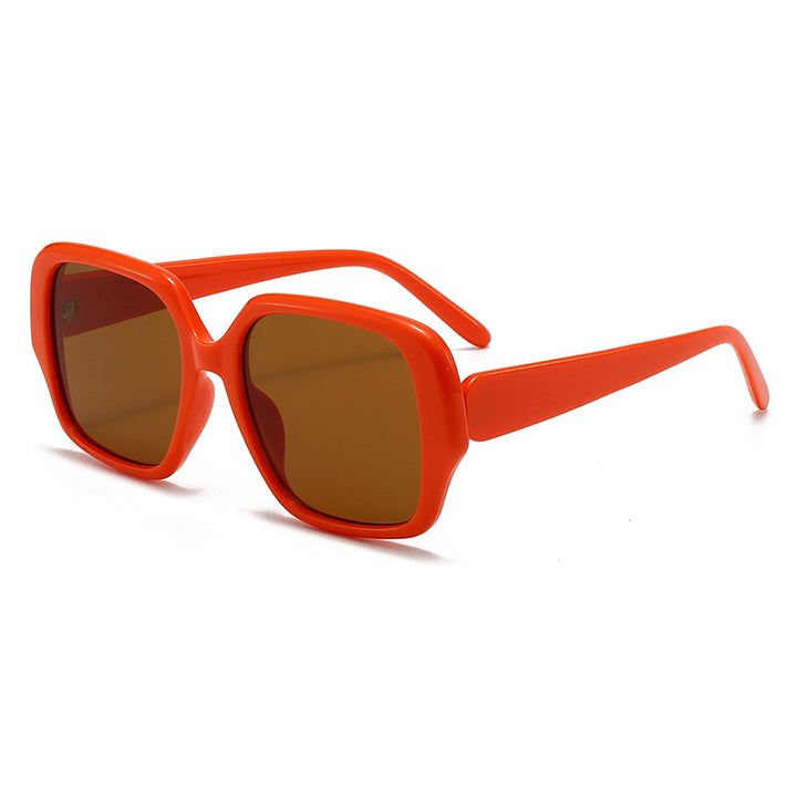 Dame moterisk kvadratisk solbrille med bred ramme Skanto