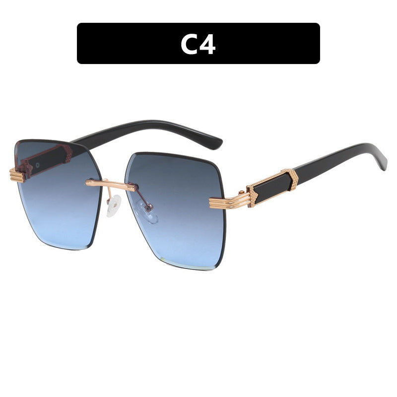 Dame moteriktig kvadratisk solbrille med glamorøse aksenter og UV-beskyttelse Skanto