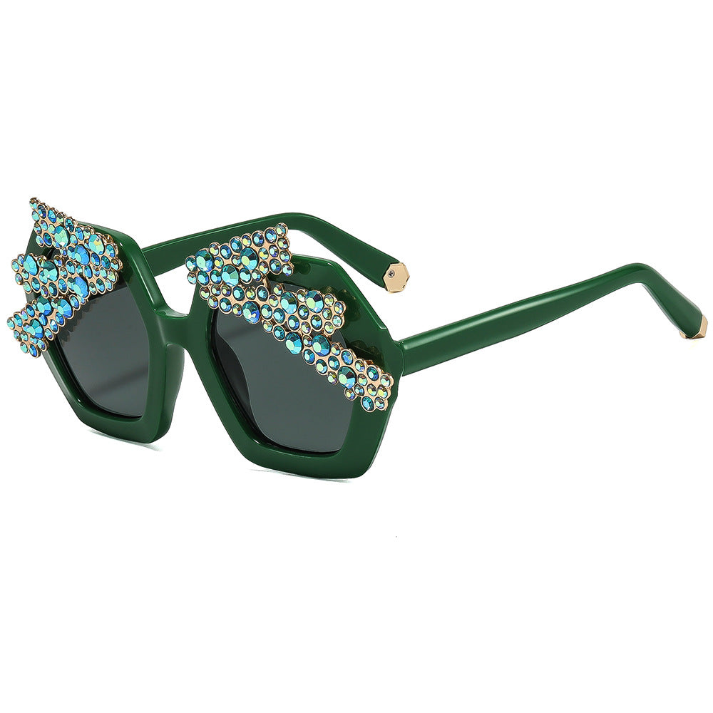 Dame Statement-solbrille med glitrende krystallramme Skanto