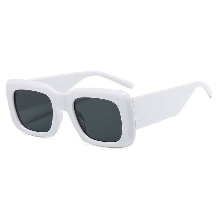 Dame oversized solbriller med kvadratisk ramme og transparent design Skanto