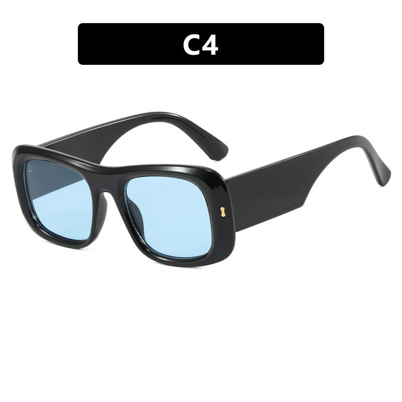 Dame oversized kvadratisk solbrille med bred ramme og polariserte linser Skanto