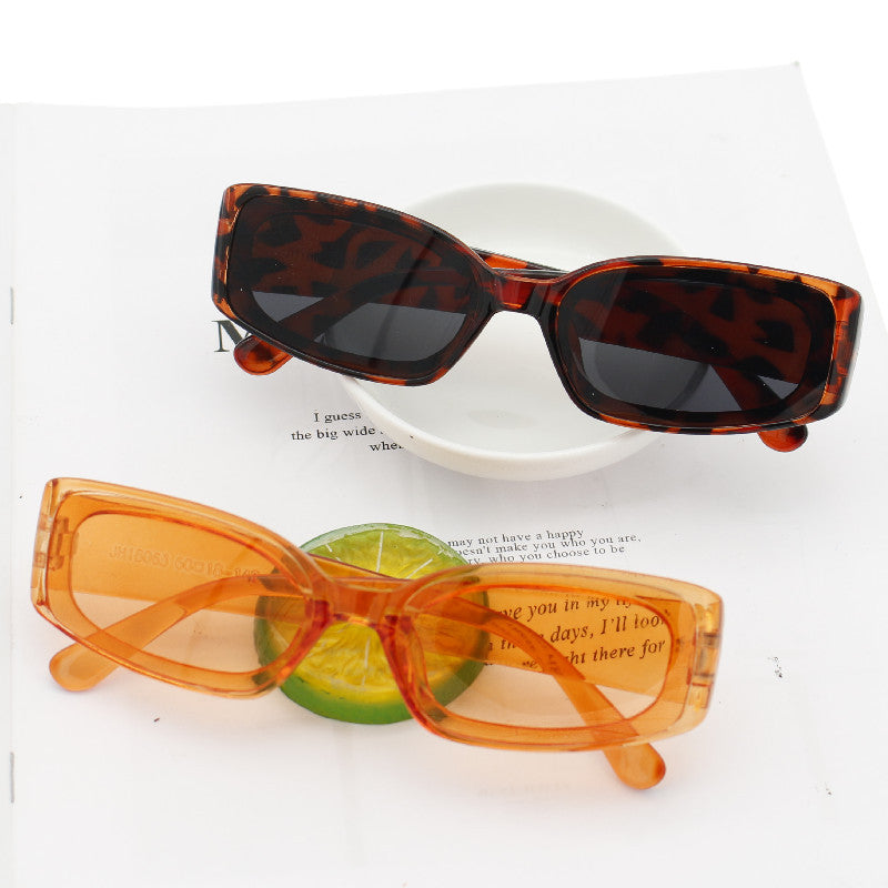 Damer eksklusiv oversized solbrille i moderne design Skanto