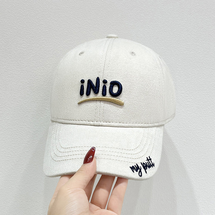 Kvinnebrodert casual caps Skanto