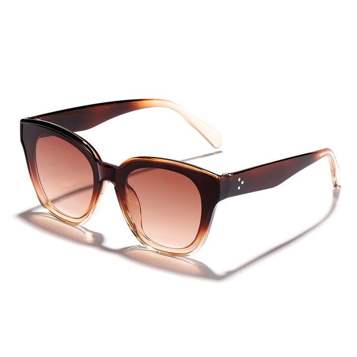 Dame moteriktig solbrille med bred ramme og myke linser Skanto