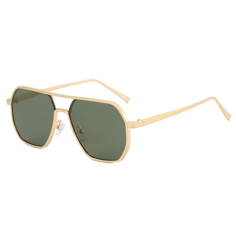 Dame trendy solbrille med moderne geometrisk ramme Skanto