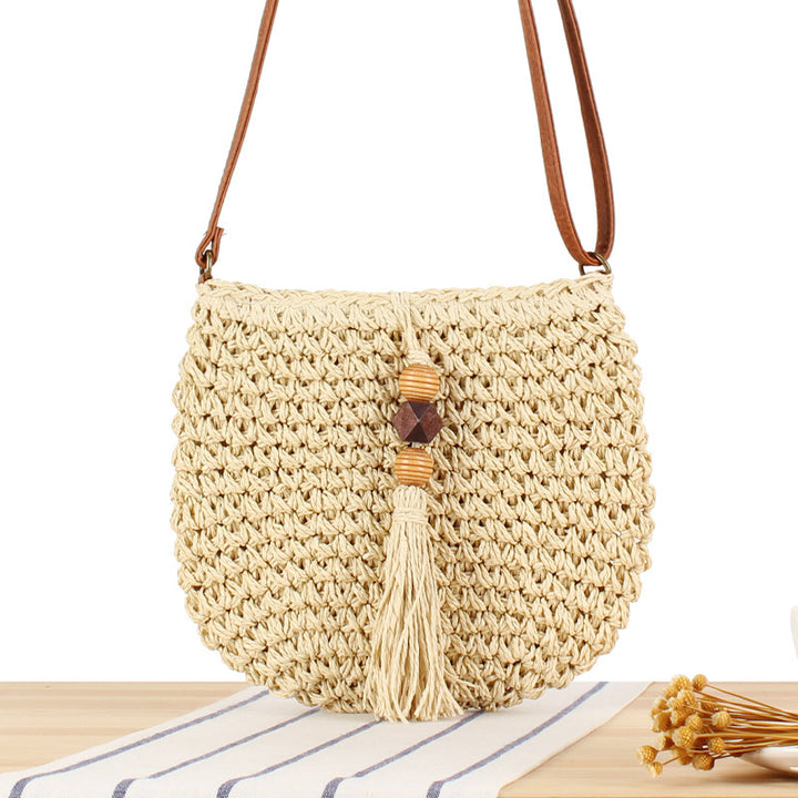 Shoulder bag with hand-knotted macrame and fringes Skanto