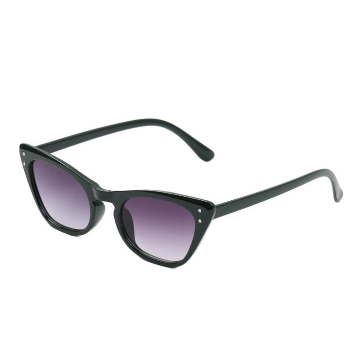 Dame cat-eye-solbriller med UV-beskyttelse og elegant design Skanto