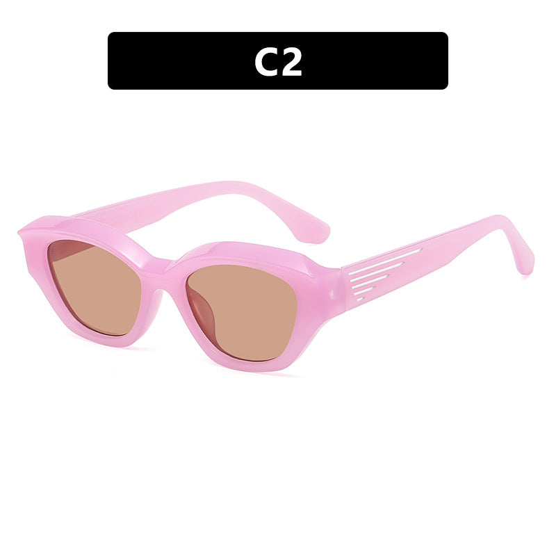 Dame Cat-Eye solbriller med markant ramme og UV-beskyttelse Skanto
