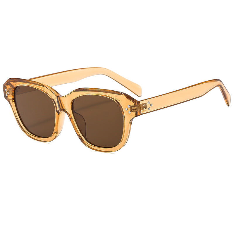 Dame solbrille i elegant retrostil med høyt beskyttende UV-filter Skanto