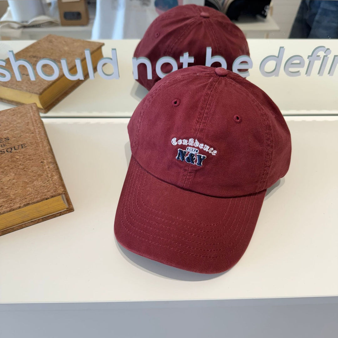 Kvinnebrodert bomull baseballcap Skanto