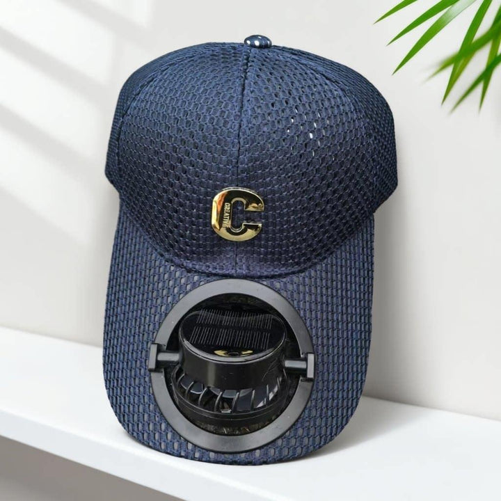 Pustende baseballcaps med oppladbar vifte i skyggen og nettinginnsats Skanto