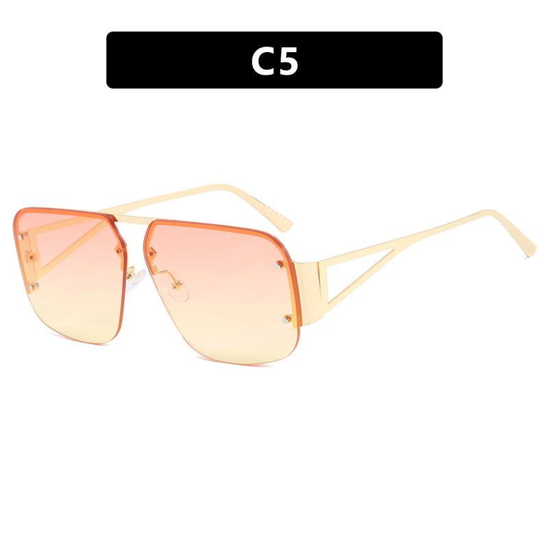 Damer optisk brille med elegant, geometrisk design og høykvalitets metallramme Skanto