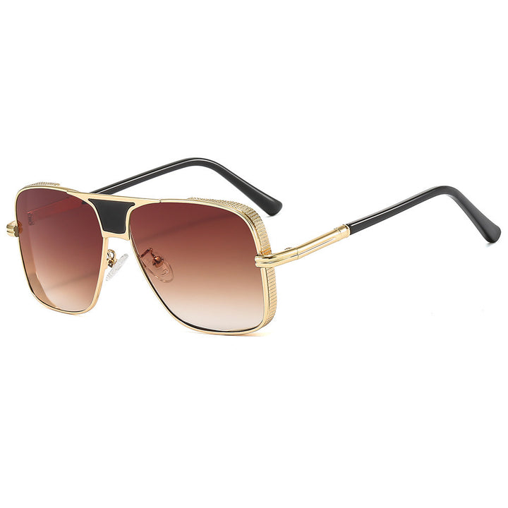 Dame elegant solbrille med moderne oversized ramme Skanto