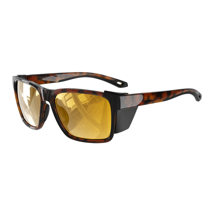 Dame sporty solbrille med ergonomisk design og robuste linser Skanto