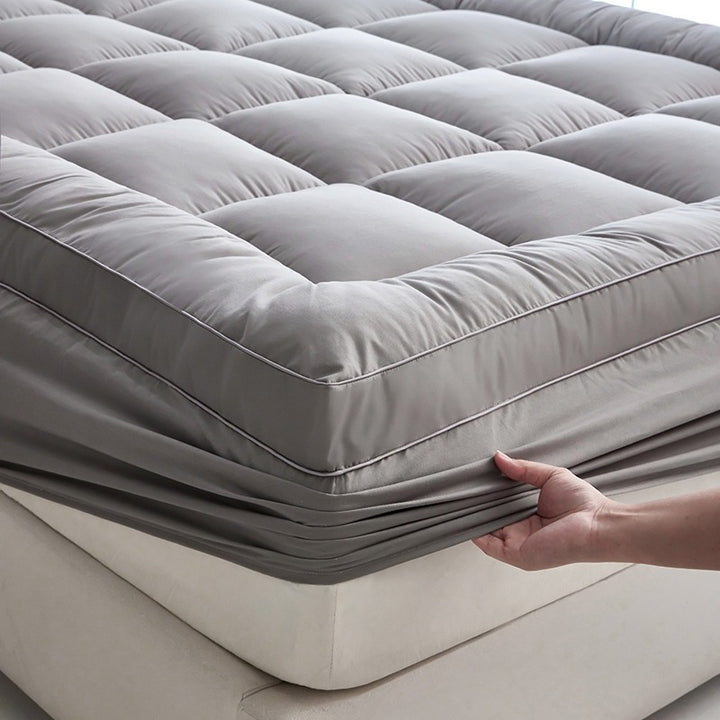Ultimate Cooling Mattress Pad – Premium Quilted Pillow Top, Luxuriously Fluffy and Ultra-Breathable with Secure 14-18 Deep Pocket Cover – Enhanced Sleep Comfort, 1pc | Skanto