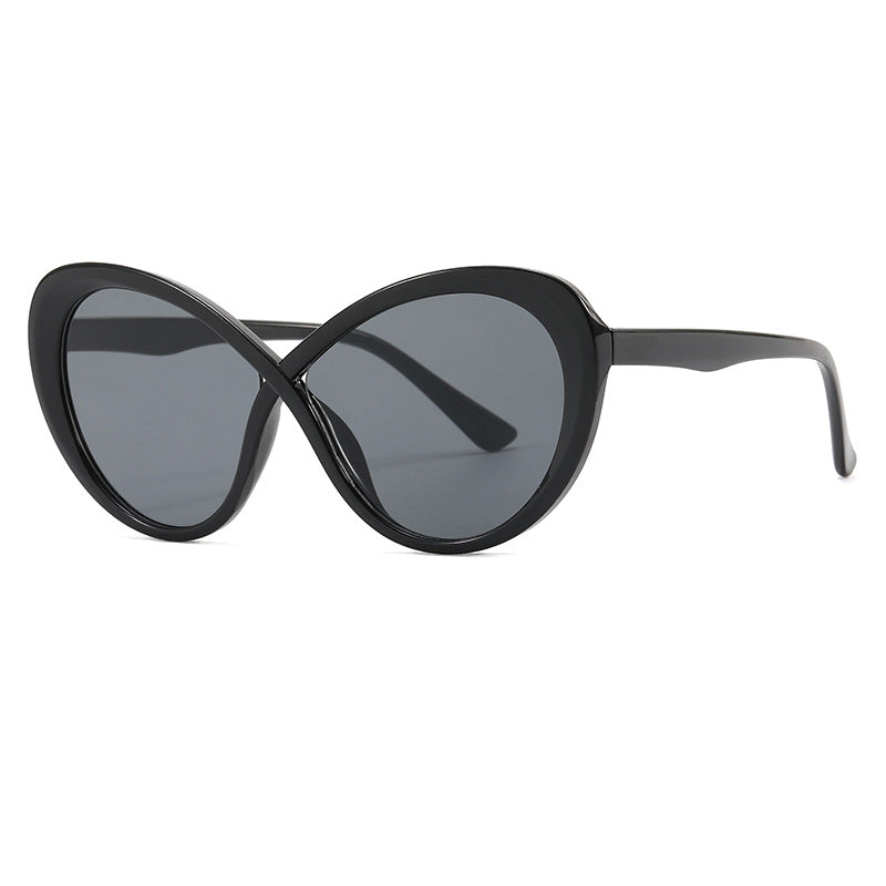 Dame Cat-Eye solbriller med speilfolierte glass Skanto