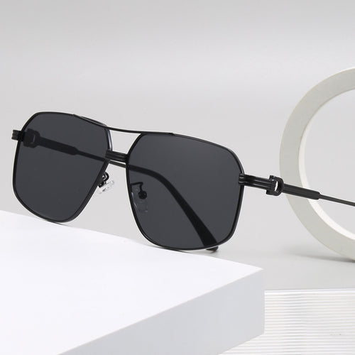 Dame stilige oversized solbriller med diamantformet ramme Skanto