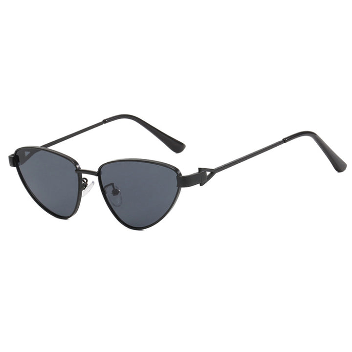 Dame Cat-Eye solbriller med elegant og fleksibel ramme Skanto