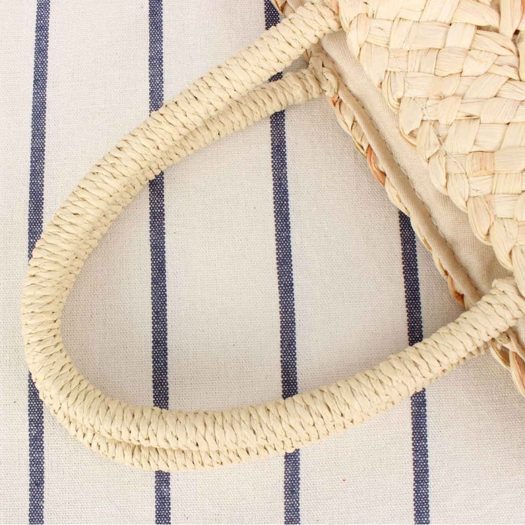 Flettet bast shoppingbag med unikt design Skanto